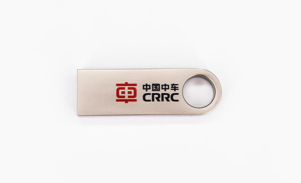 圆环金属U盘 办公桌上的轻盈高效之选